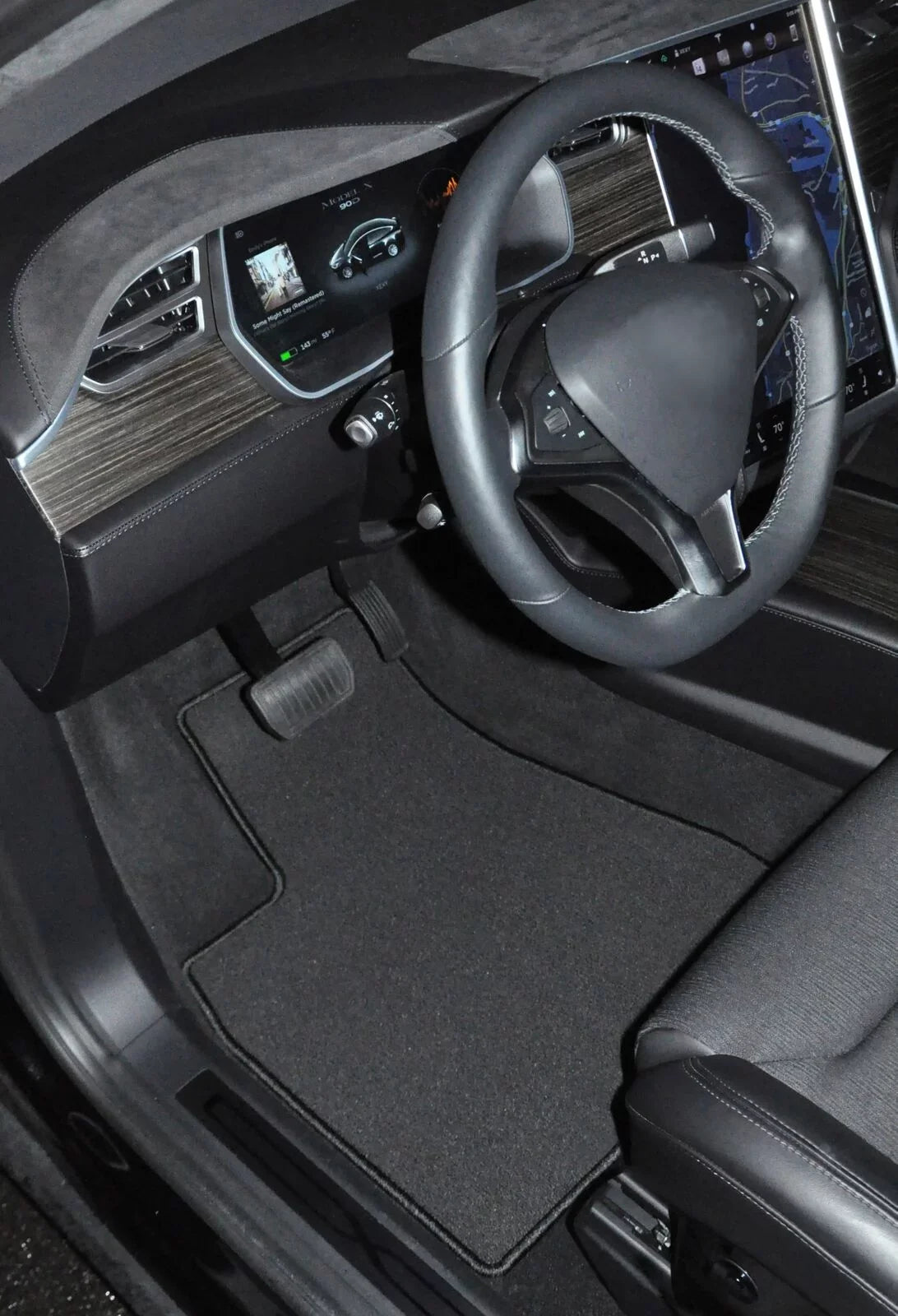 GGBAILEY Jeep Grand Cherokee Black Classic Carpet Car Mats / Floor Mats, Custom Fit for 2011, 2012, 2013, 2014, 2015, 2016, 2017, 2018, 2019 - Medium Trunk / Cargo Mat