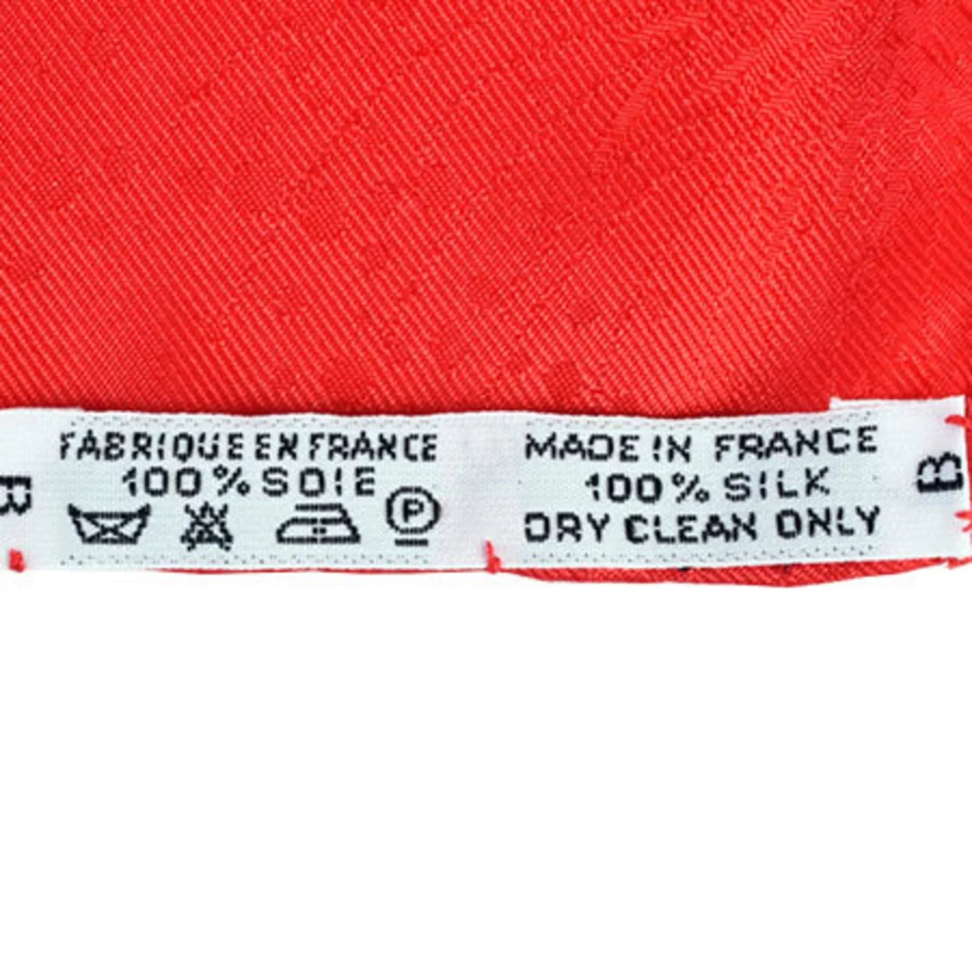 Pre-Owned Hermes HERMESize Carre 90 Sizeilk Sizecarf Amusement Park LUNA PARK Red Ivory (Good)