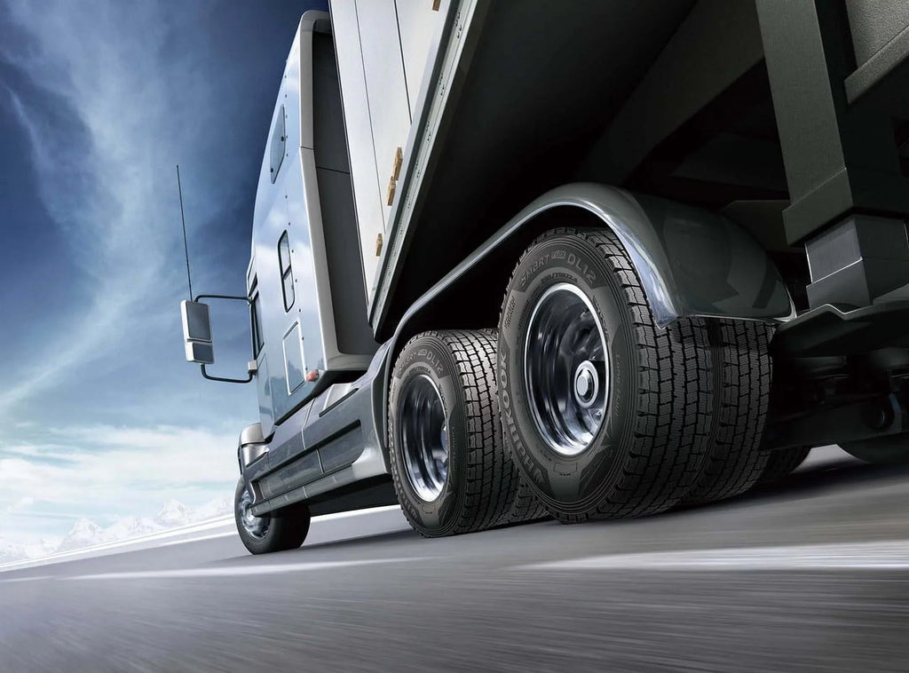 Hankook dl12 LT11/00R22.5 tire