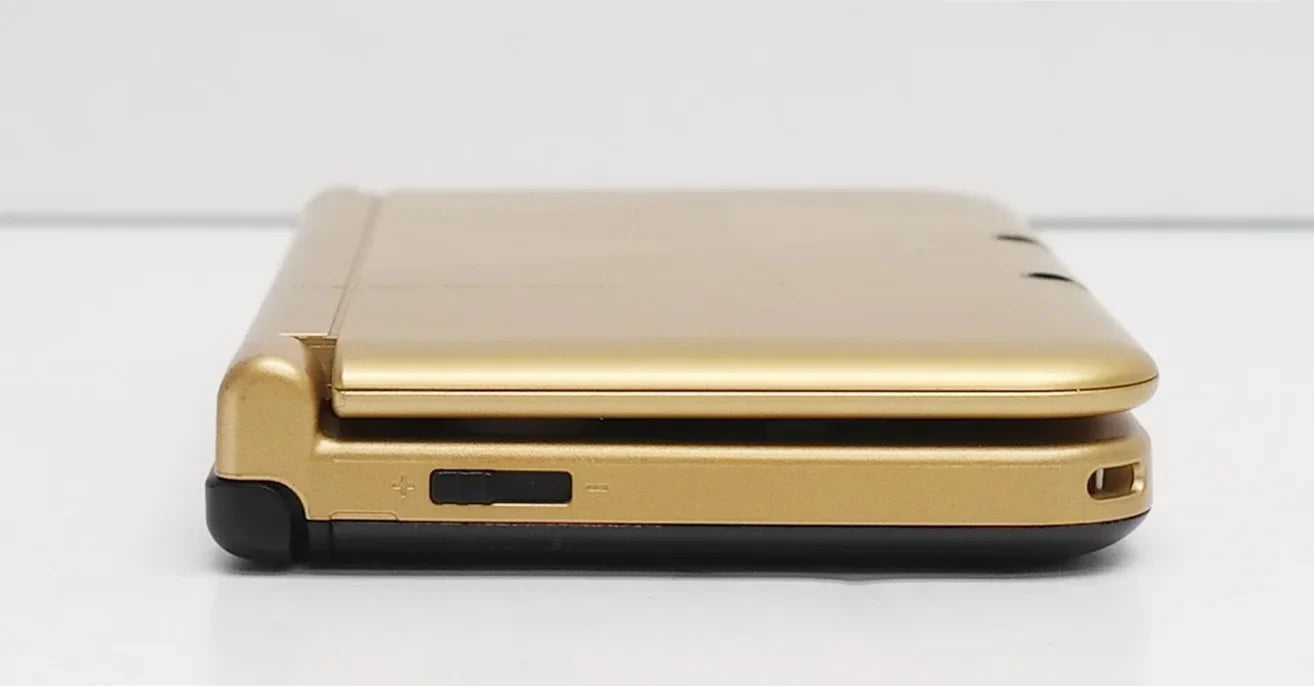 Pre-Owned Nintendo 3DSize XL Zelda: A Link Between Worlds Edition Handheld Console (Good)