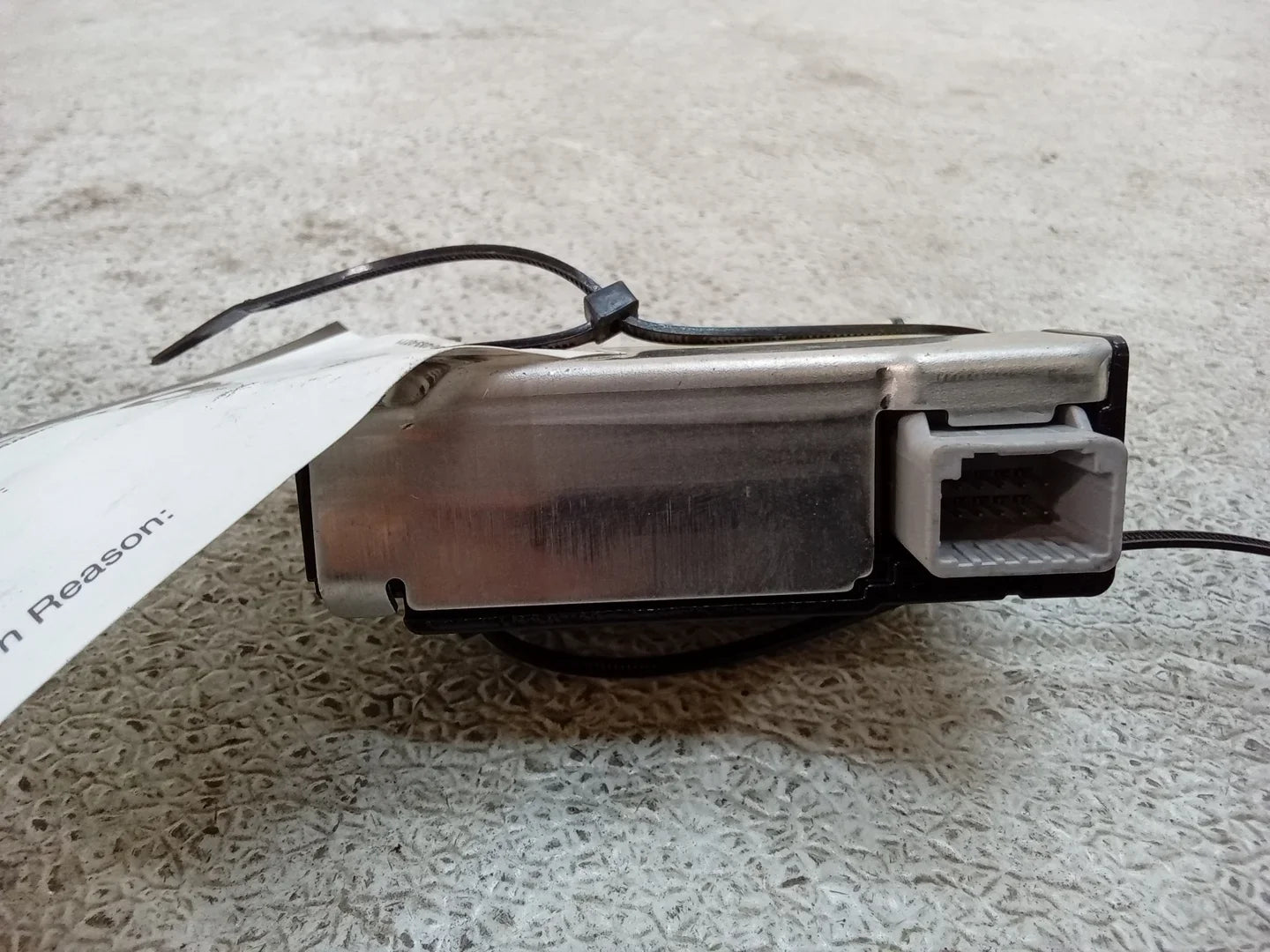 Pre-Owned 2018 Toyota Prius Front Windshield Lane Departure Warning Camera 8646C-47032 OEM (Good)