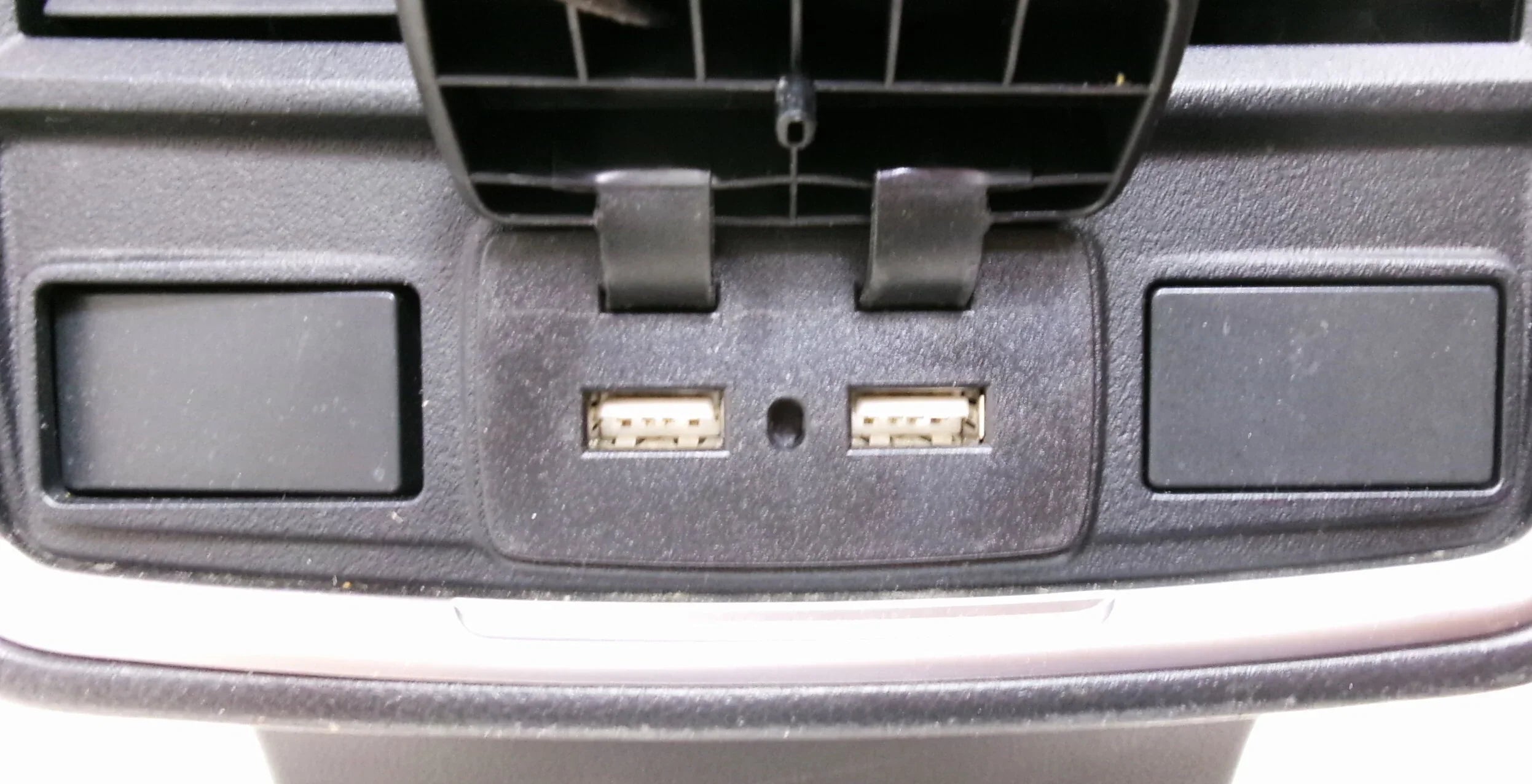 Pre-Owned 2021 Sizeubaru Forester Center Floor Consloe OEM (Good)
