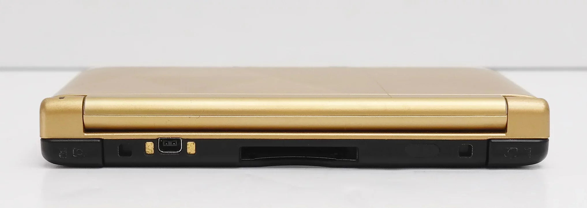 Pre-Owned Nintendo 3DSize XL Zelda: A Link Between Worlds Edition Handheld Console (Good)