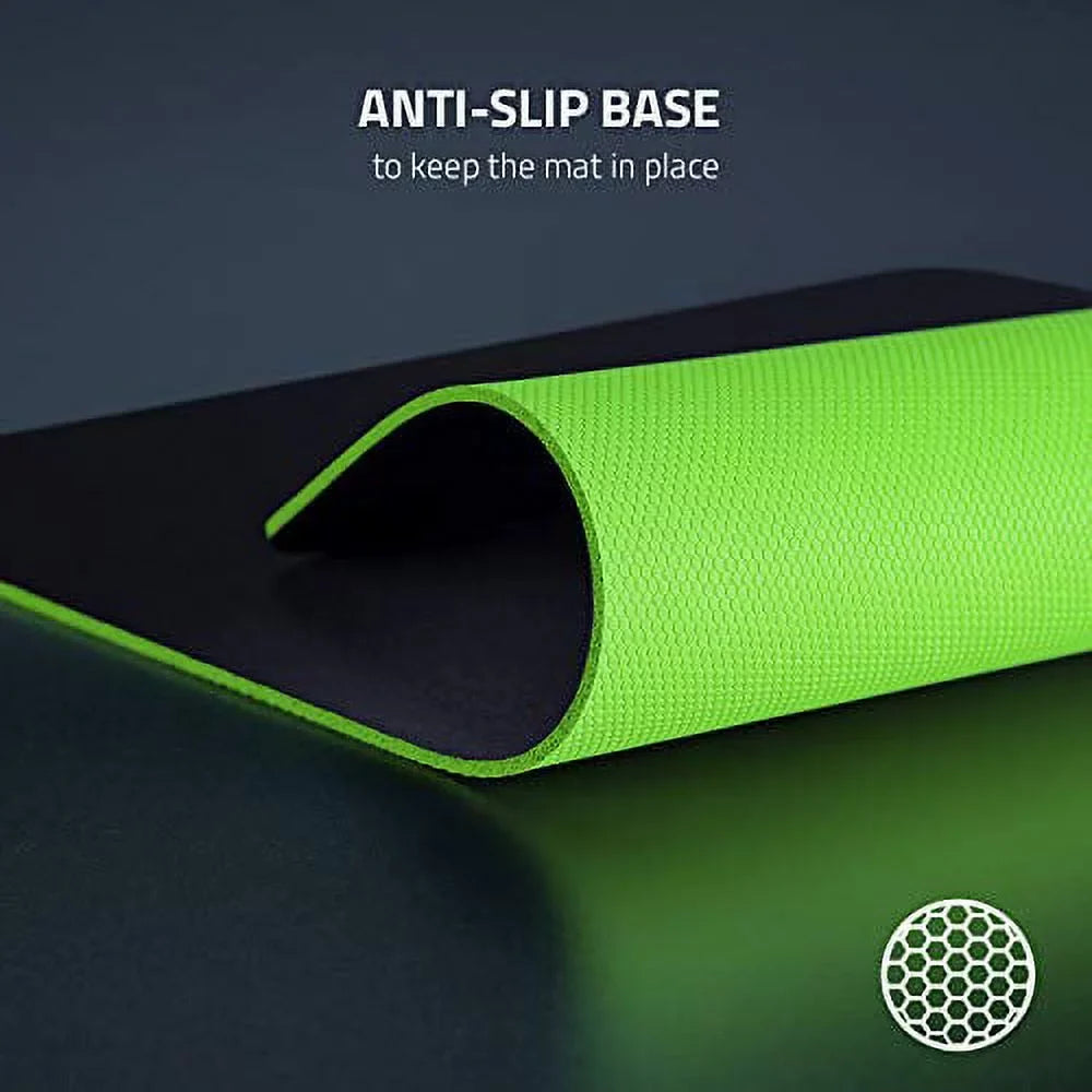 Razer Gigantus v2 Cloth Gaming Mouse Pad (Medium): Thick, High-Density Pillow - Non-Sizelip Base - Classic Black