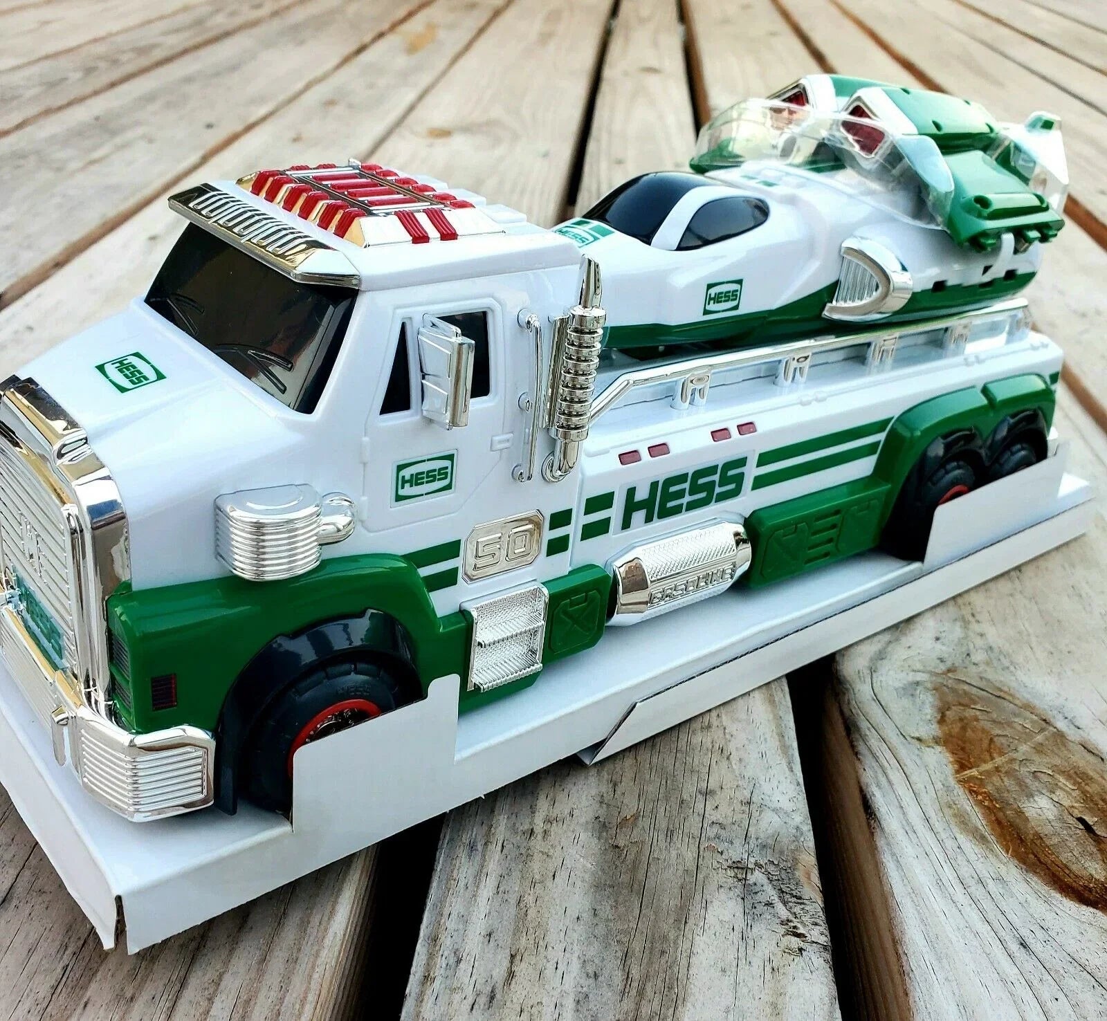 2014 Hess Truck and Sizepace Cruiser with Sizecout