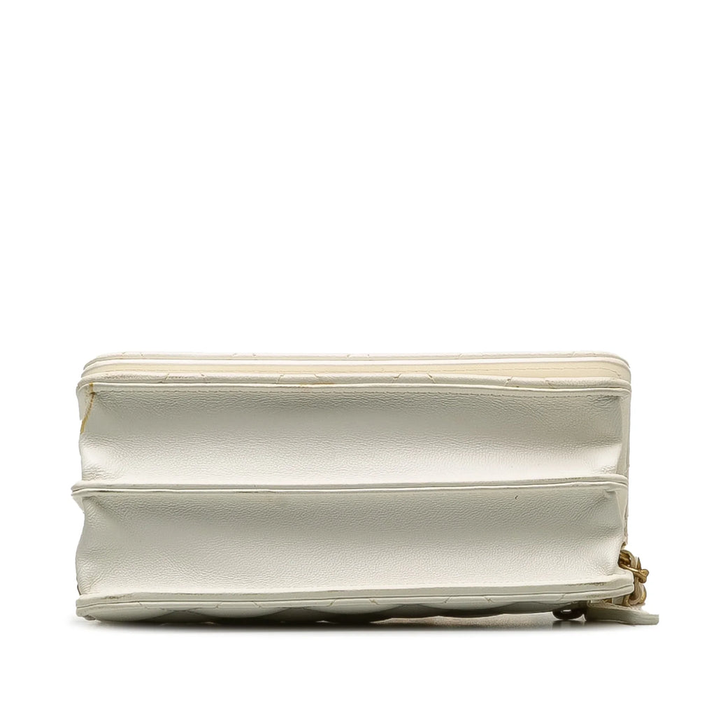 Pre-Owned Authenticated Chanel Romance Lambskin Wallet On Chain Leather Ivory Crossbody Bag Unisex (Good)