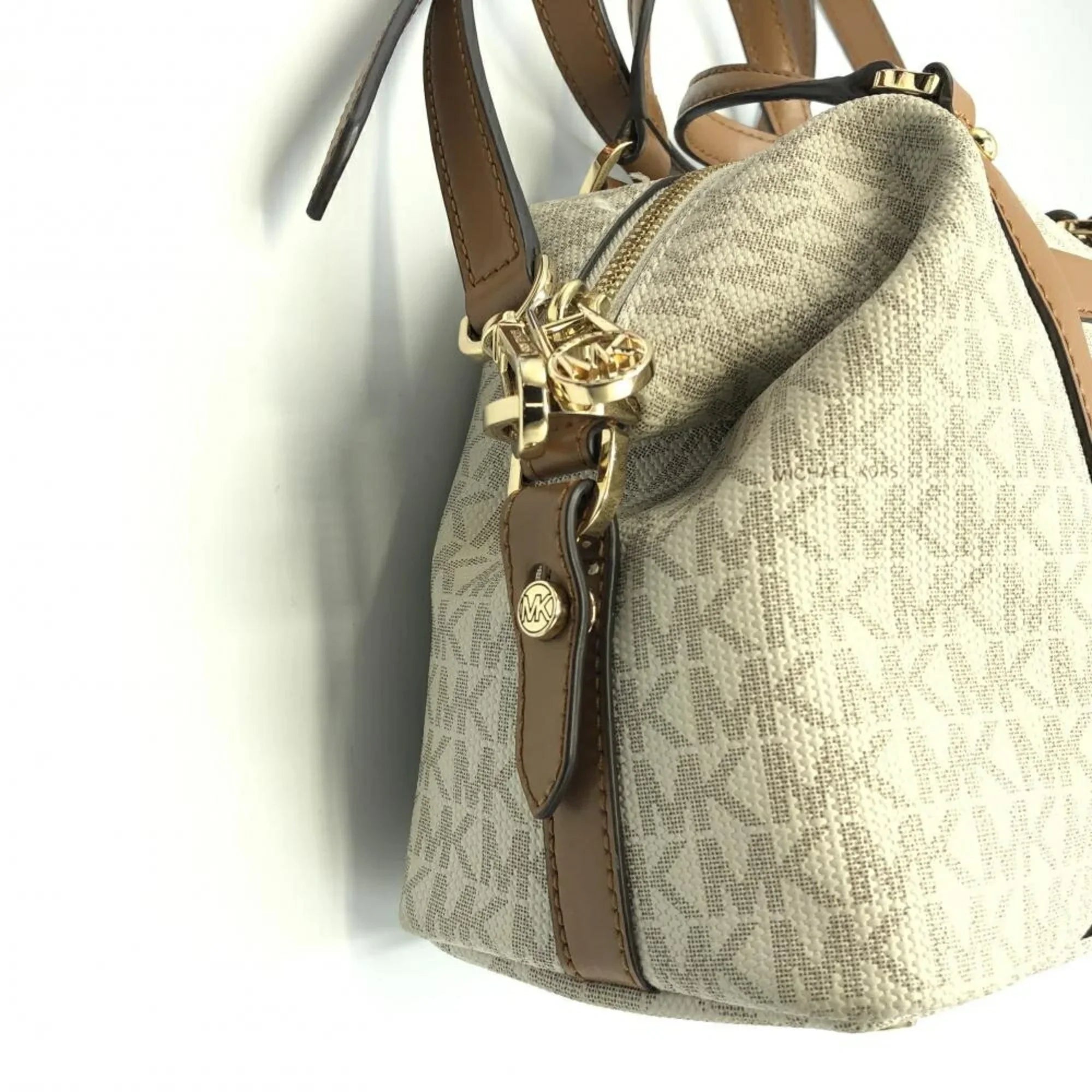 Pre-Owned MICHAEL KORSize Handbag Michael Kors (Like New)
