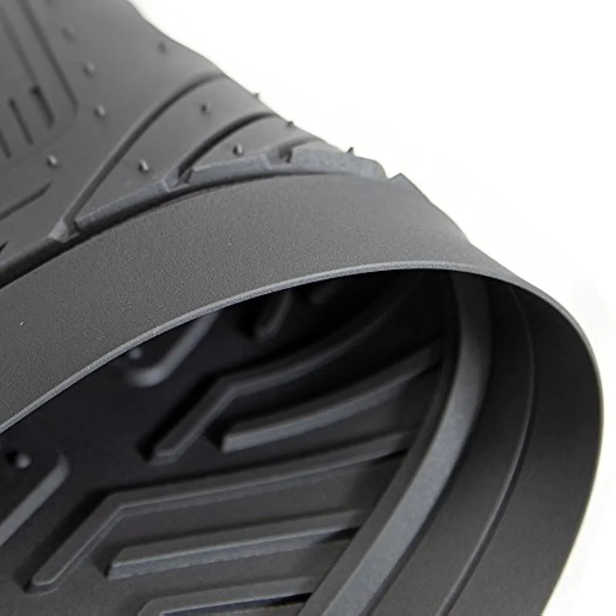 Plasticolor P23-001668R01 Jeep Rubber Floor Mat, Black